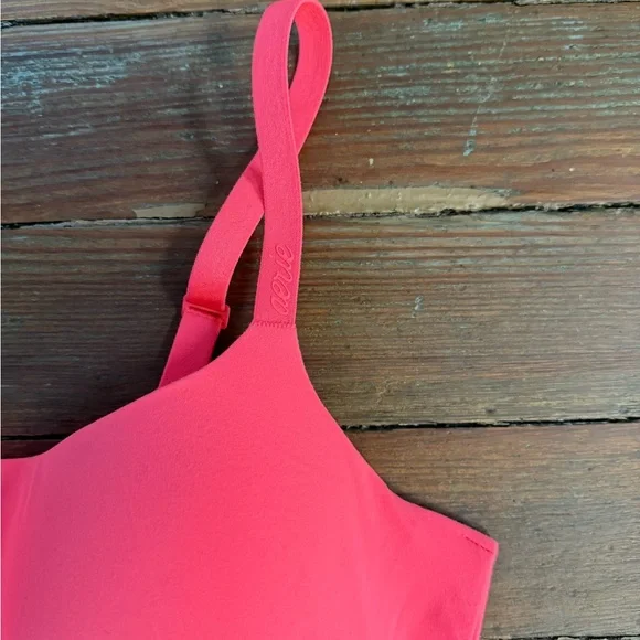 Aerie Smoothez And Target Set of 2 Sports Bras/Bralettes~ Size M 🍄 - Picture 3 of 8